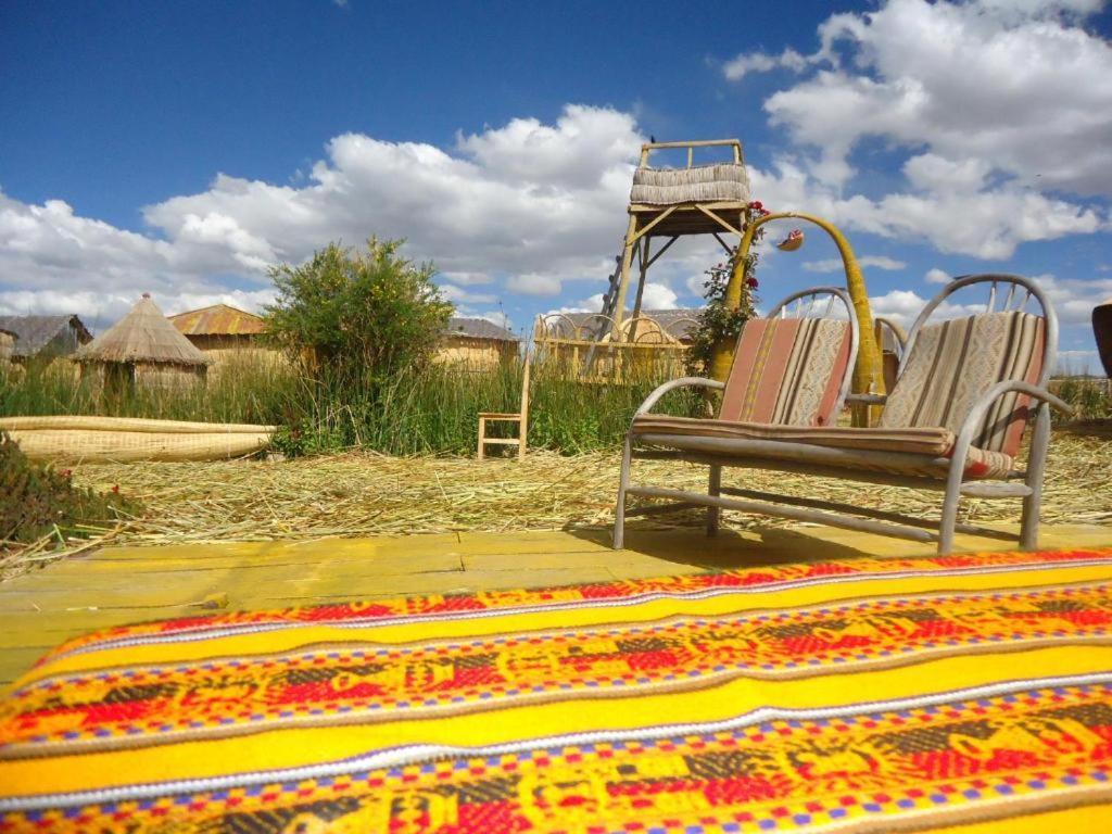 Отель Uros Aruma-Uro On Uros Floating Islands Пуно Экстерьер фото